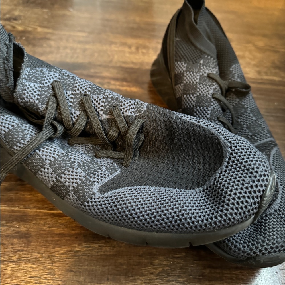 Louis Vuitton Runner Sneaker Men’s Size 12
